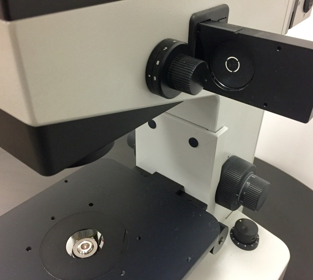 Leitz Labovert FS Inverted Microscope w 5 Objectives & Light Source