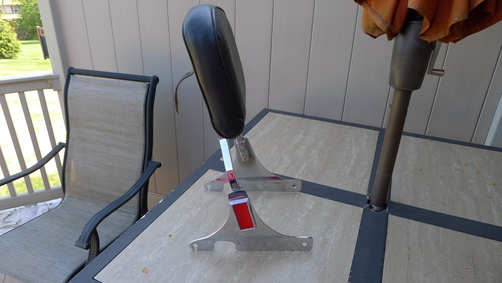 HARLEY DAVIDSON HERITAGE SOFTAIL SISSY BAR BACK REST, CONCHO, 88-99