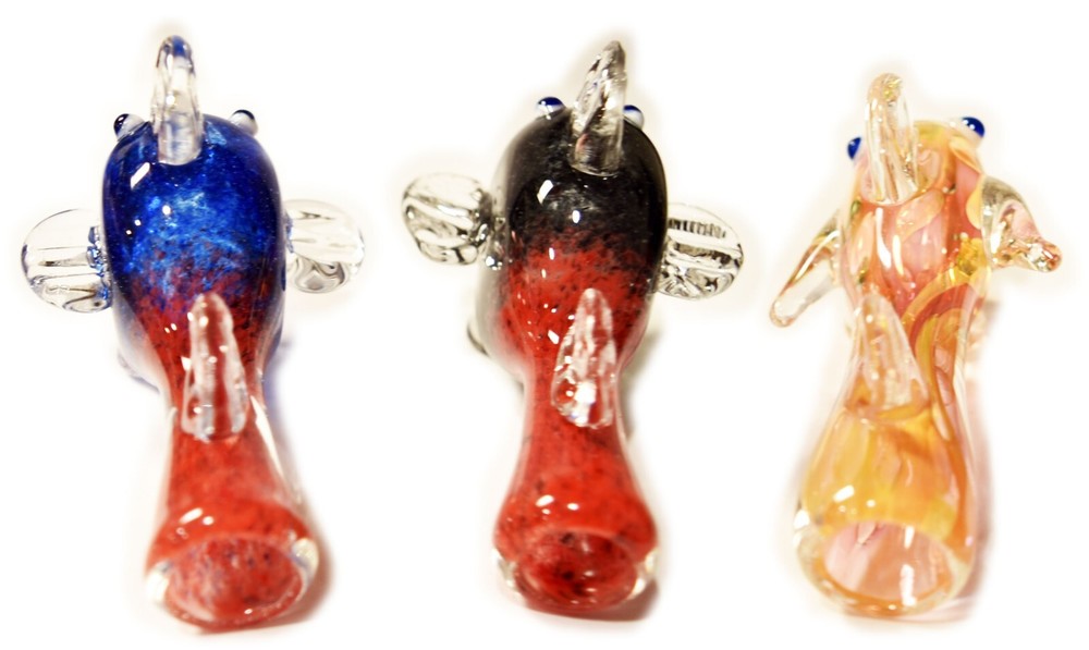 FISH 3" SMALL GLASS CHILLUM PIPE – ASSORTED COLORS PGA010