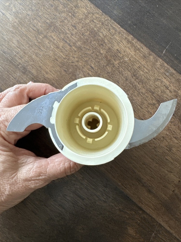 Cuisinart FP-16SCB Small Chopping Food Processor blade for 14 16 cup FP-16DC