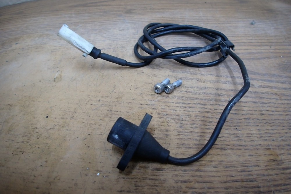 2003 BMW K1200LT FRONT WHEEL FORK ABS SPEED SENSOR