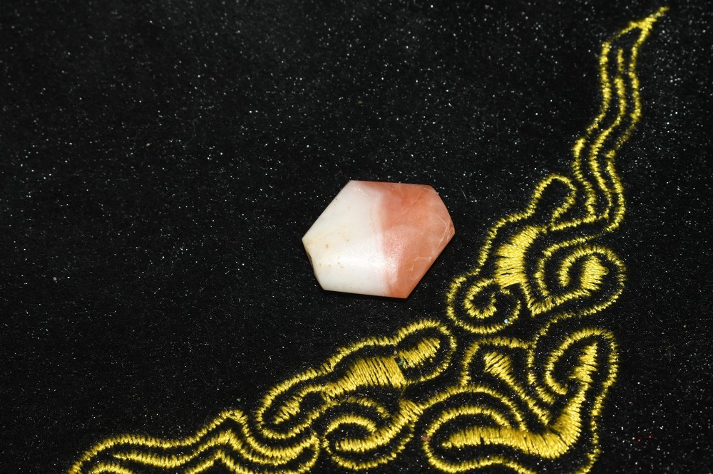 Authentic Ancient Banded Agate Stone Bead in good Condition