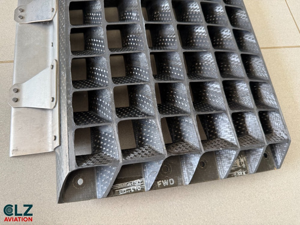 Ryanair Boeing 737 Reverse Thrust Panel Carbon Fiber