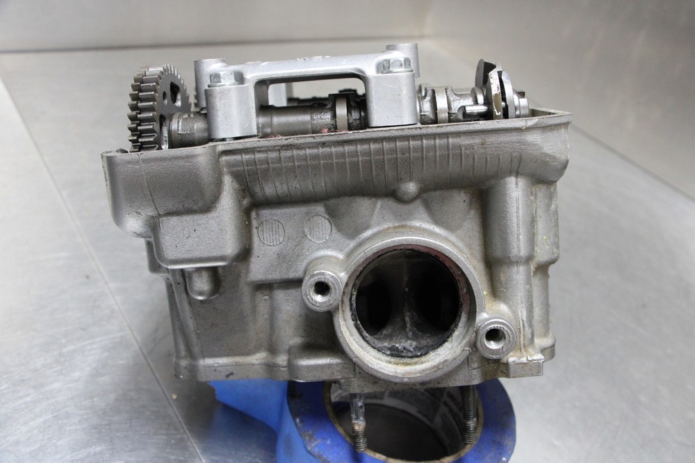 03-05 SUZUKI SV1000 Engine Motor Cylinder Head BOTTOM
