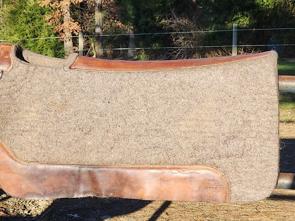 Triple E Thick Felt Contour Western Saddle Pad 31 X 31