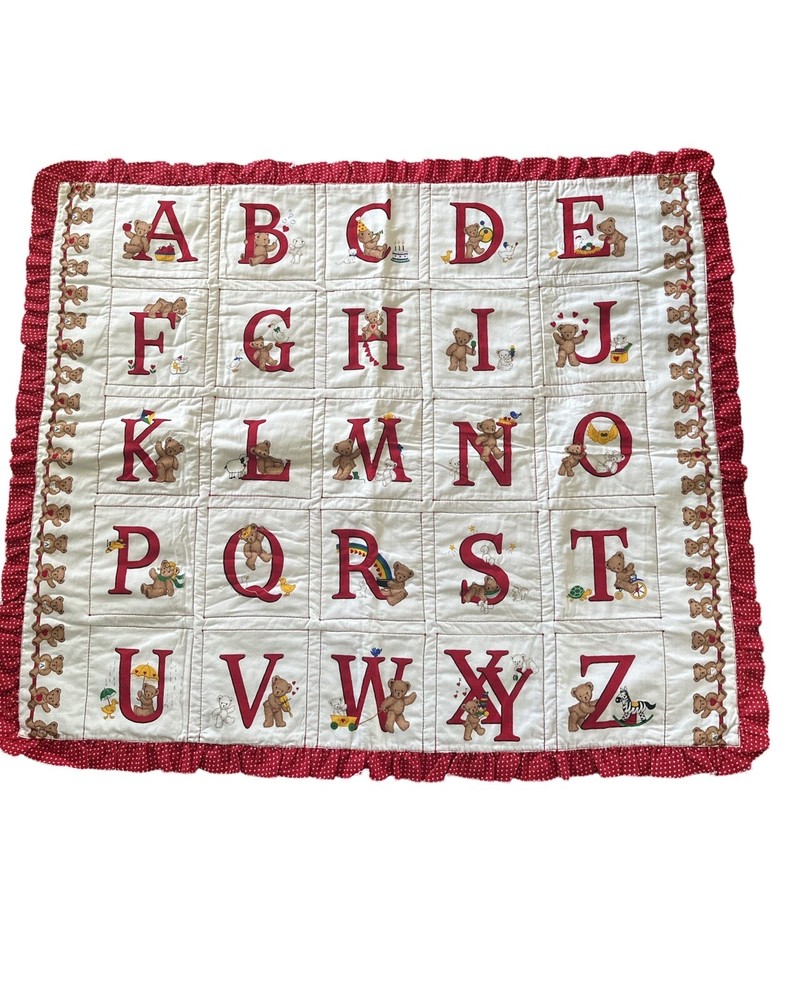 vtg hand made teddy baby crib quilt