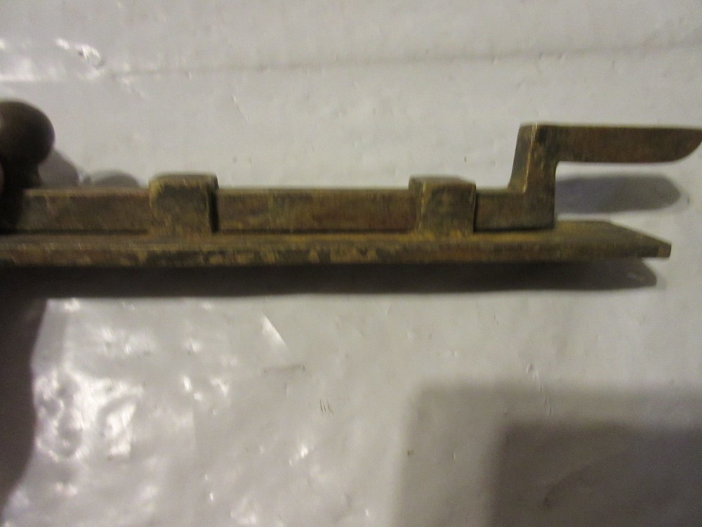 VINTAGE YALE 29250 6" SURFACE BOLT