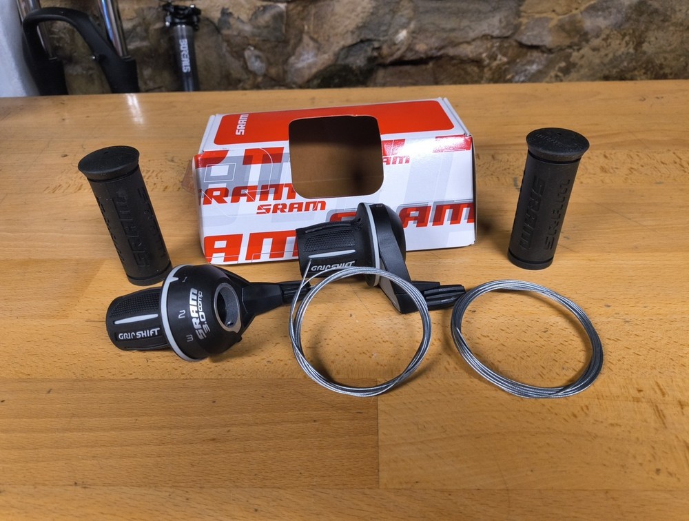 SRAM 3.0 Comp 8+Speed Grip Shift; $30.00