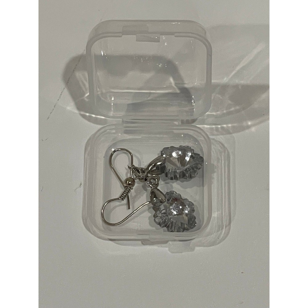 Silver Dangling Snowflakes Style Earrings
