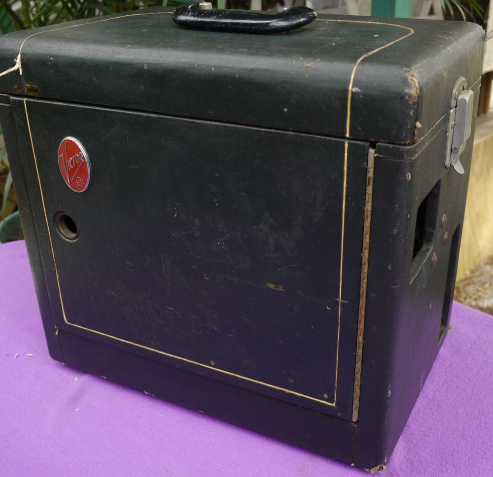 VICTOR 16MM Sound PROJECTOR 65-25