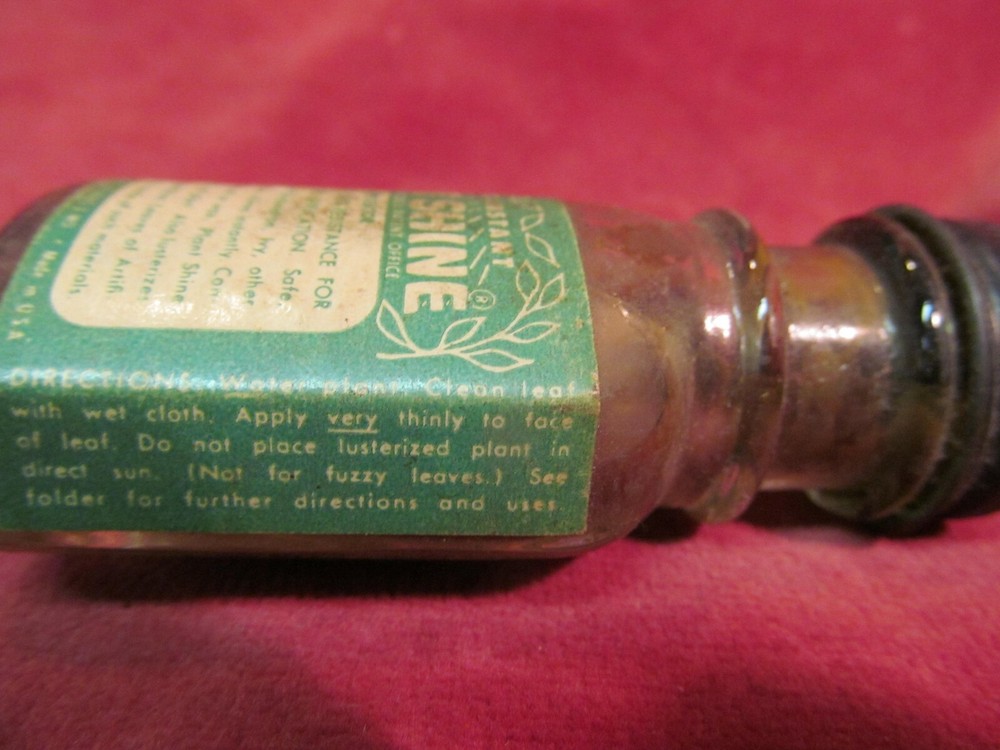 VINTAGE SCHULTZ INSTANT PLANT SHINE BOTTLE