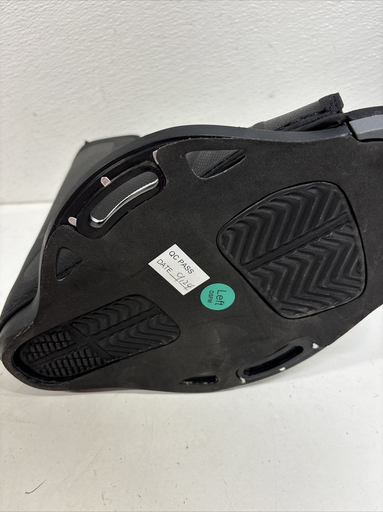 Singular (1) Left Hyperlite Frequency Wakeboard Boot #X3