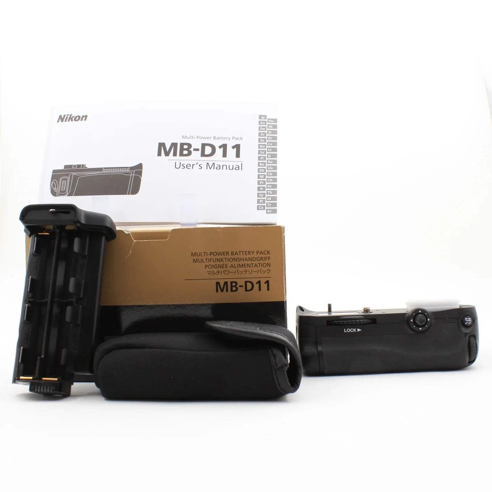 * USED * Nikon MB-D11 Battery Grip Boxed