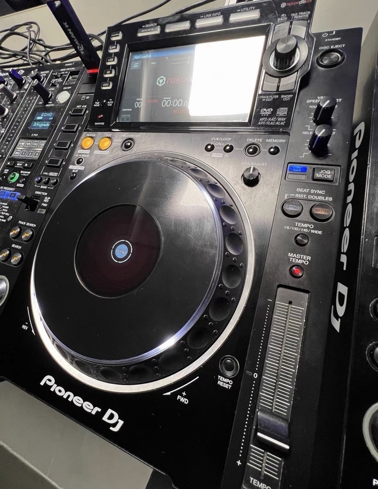 CDJ-2000NXS2 Controller -pair