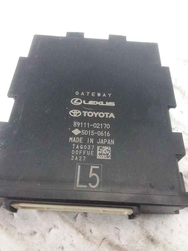 Network Gateway Control Module Sedan Right Hand Dash Fits 20-23 COROLLA 1699745