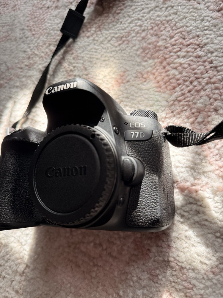Canon EOS 77D Camera Accessory Bundle with EFS 18-55mm Lens, Strap, Charger