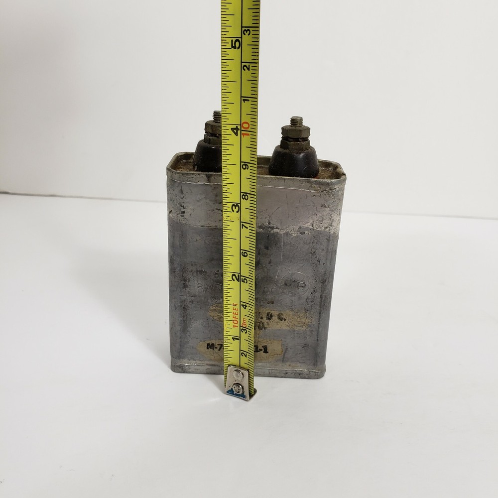 Vintage CP Oil Capacitor 1500 V.D.C 2 MFD Bracket Mount Square