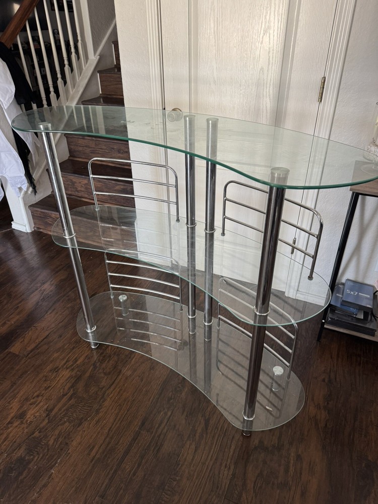 Glass Bar