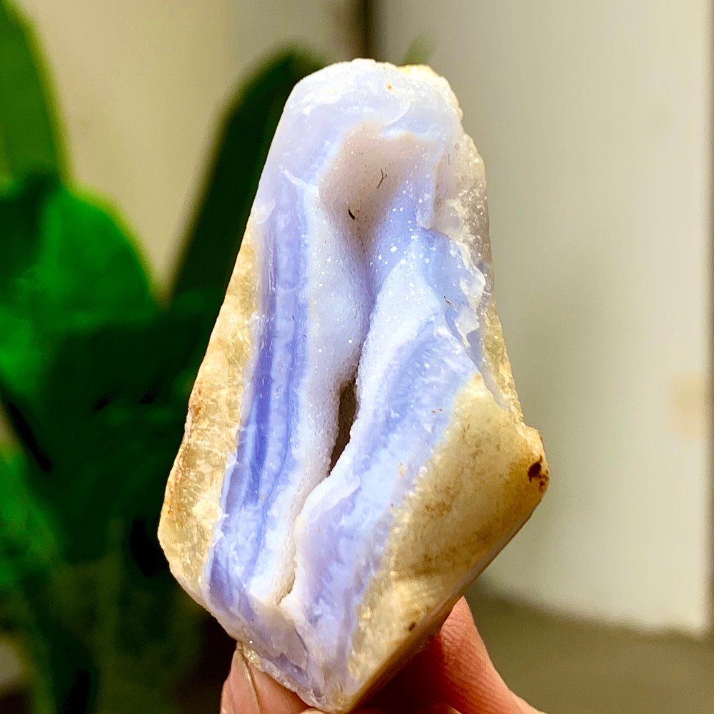 68GNatural Blue striped agate Crystal Chunks piece form Mineral Specimens