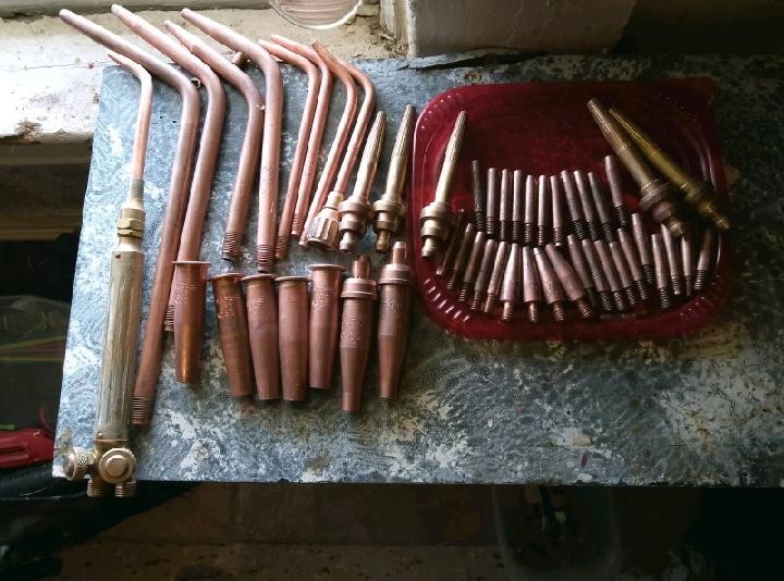 Oxy-Acetylene Welding and Cutting Torch, Tips, Regulator Gauge