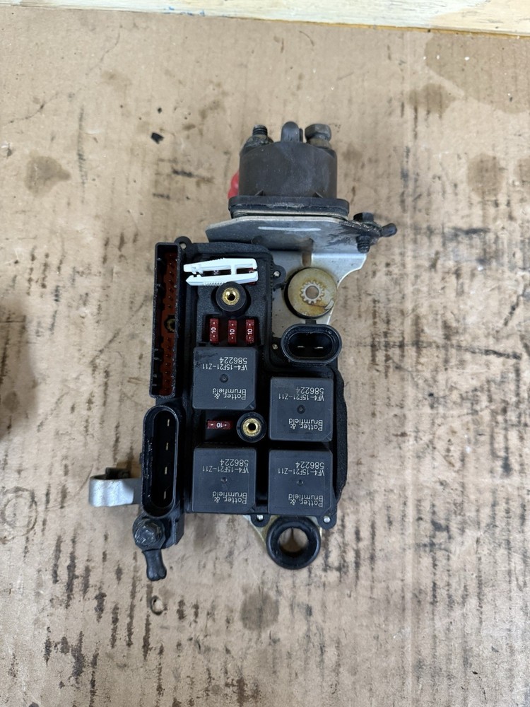 586379 Evinrude Johnson FICHT Power Distribution Panel