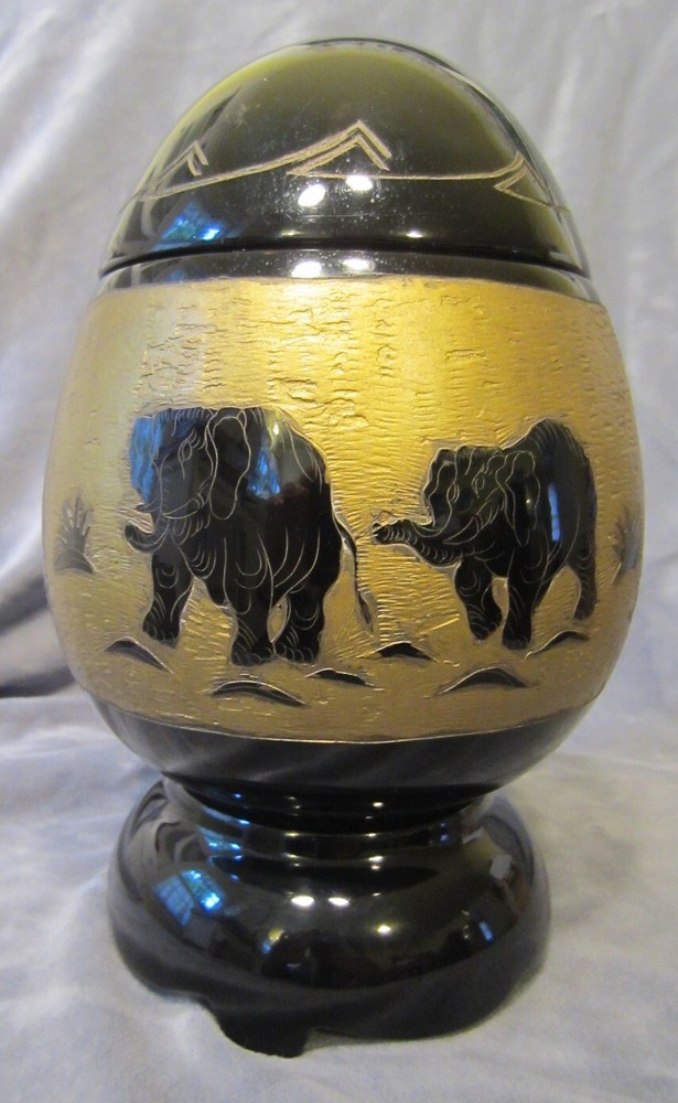 Viet Nam Lacquerware Egg-Shaped Box with Hand-Carved Elephant Design