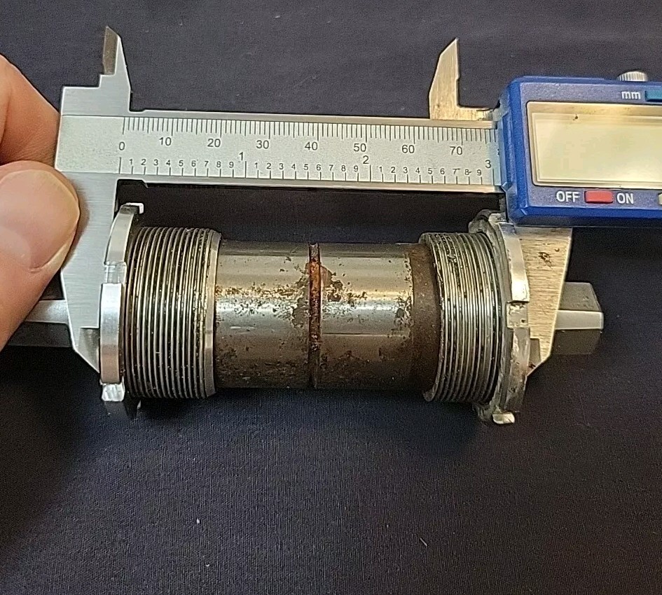 performance bicycle sealed bearing bottom bracket