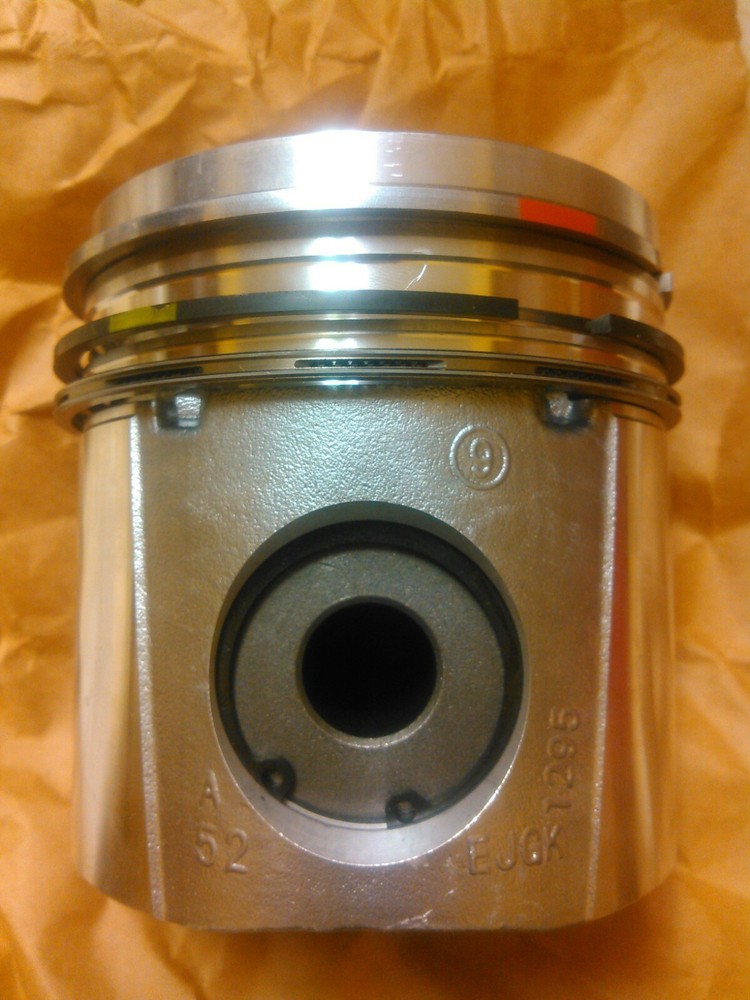 Cummins replacement 8.3 8.3L 6C piston and rings kit 5284442