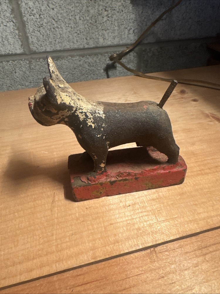 vintage cast iron boxer