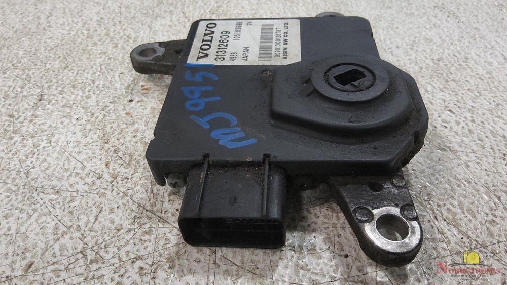 BODY CONTROL MODULE COMPUTER 2012 S60