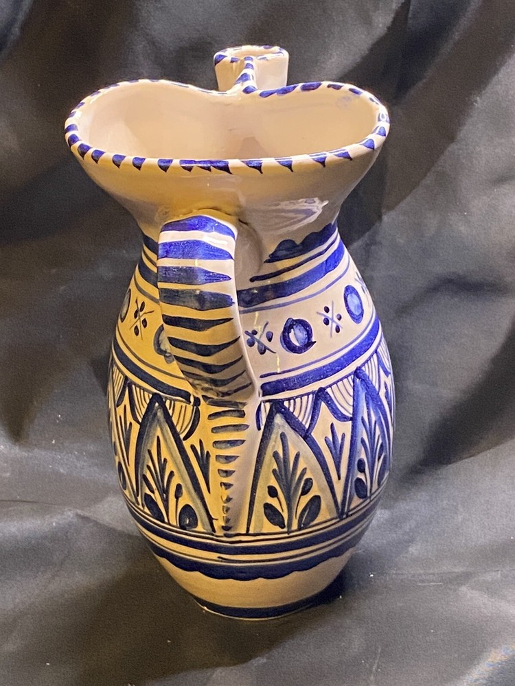 VINTAGE 8” SANGRIA PITCHER BLUE & WHITE SIGNED