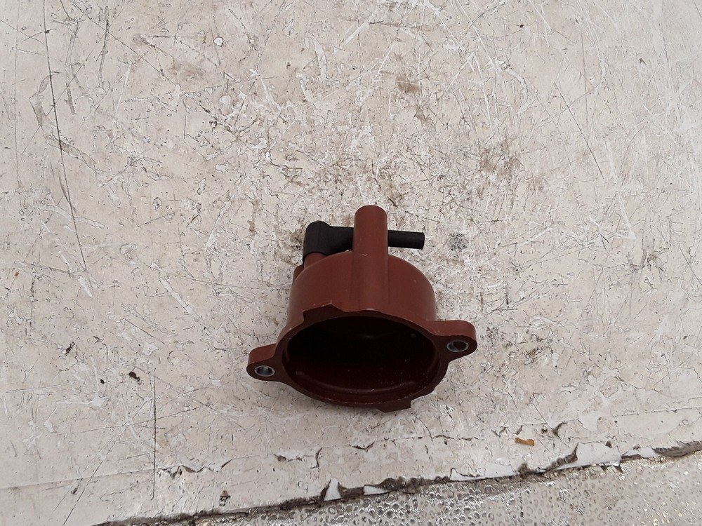 Denso Distributor Cap 37925