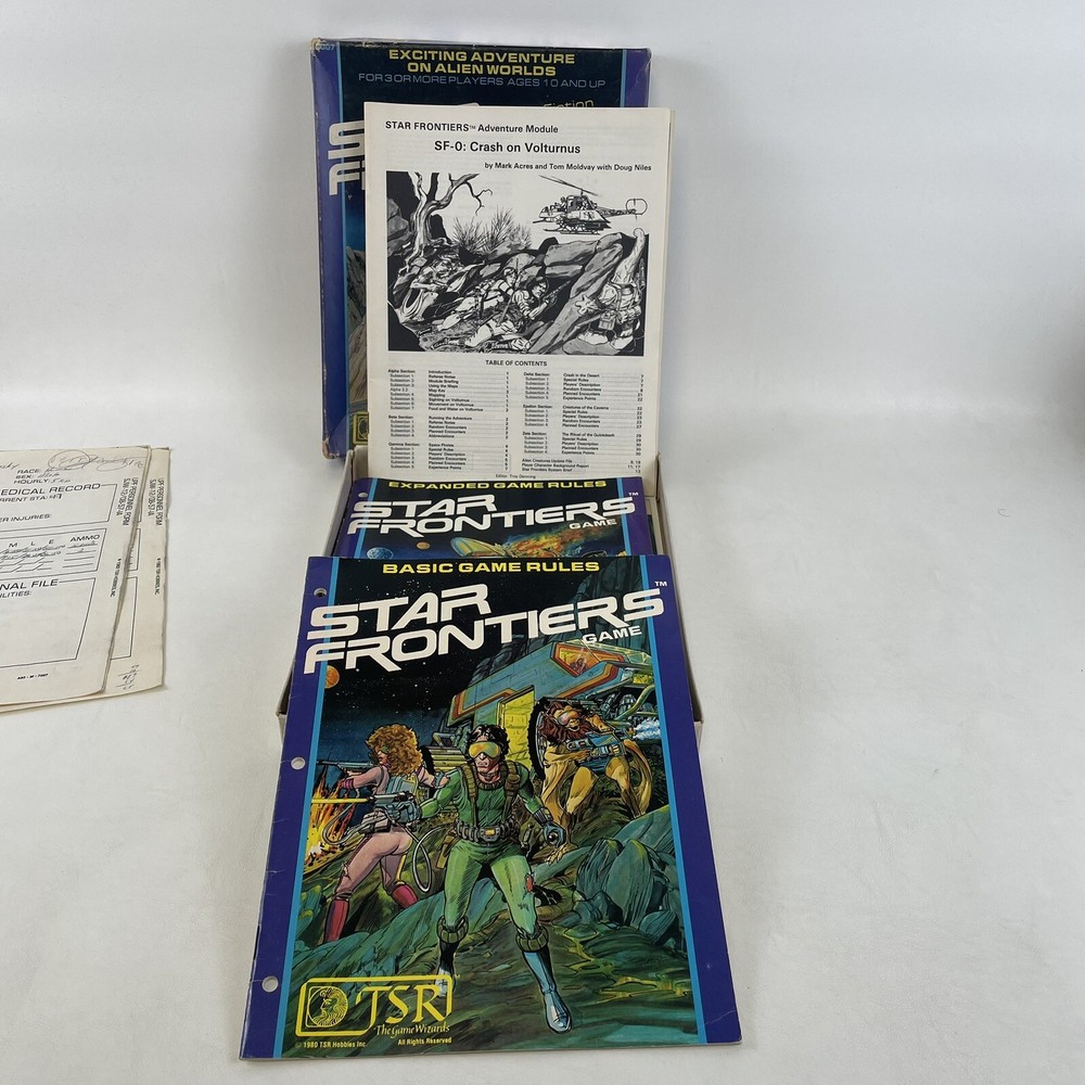 TSR: Star Frontiers + Alpha Dawn + Mini Figures Near Complete READ!