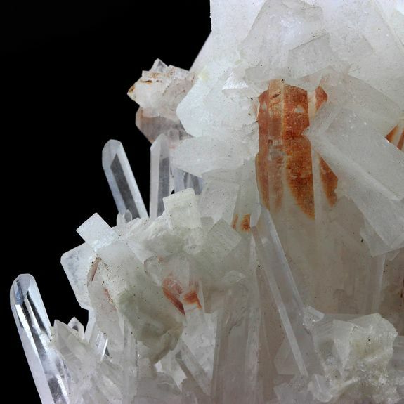 Quartz + Baryte. 2989.0 Ct. Hunan, China.
