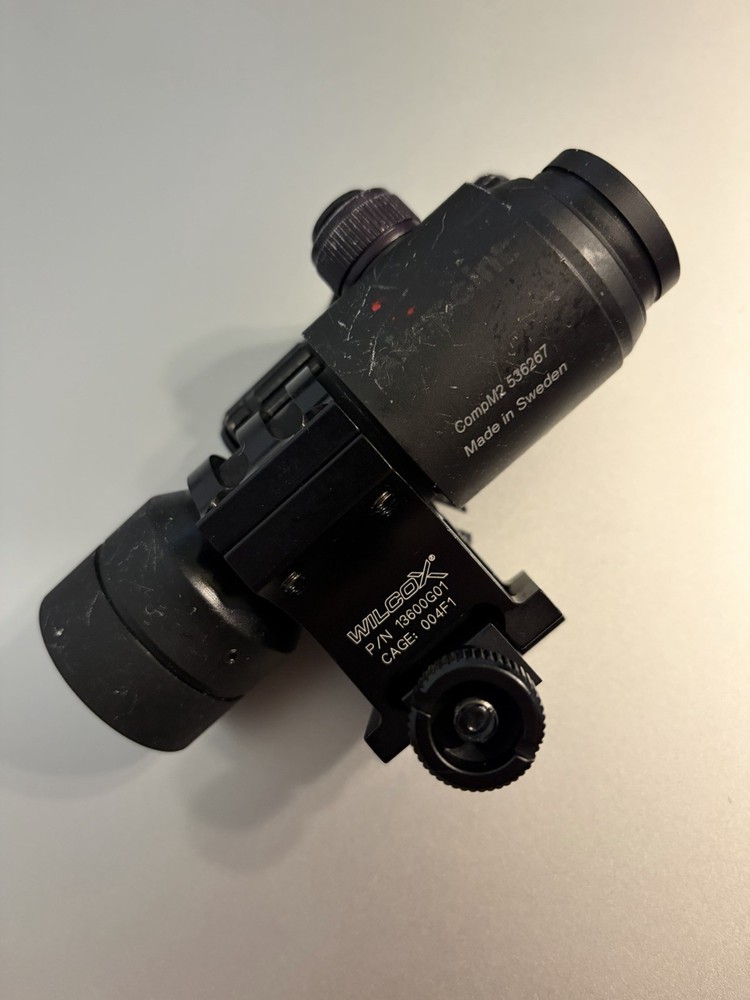 Aimpoint Comp M2 Red Dot with Wilcox Mount