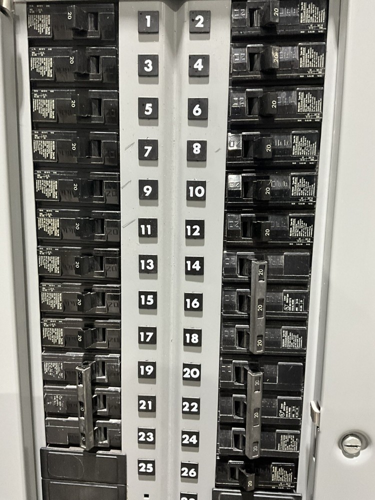 Siemens 225 Amp 208V Main Panelboard CDP-7 ITE 🟦