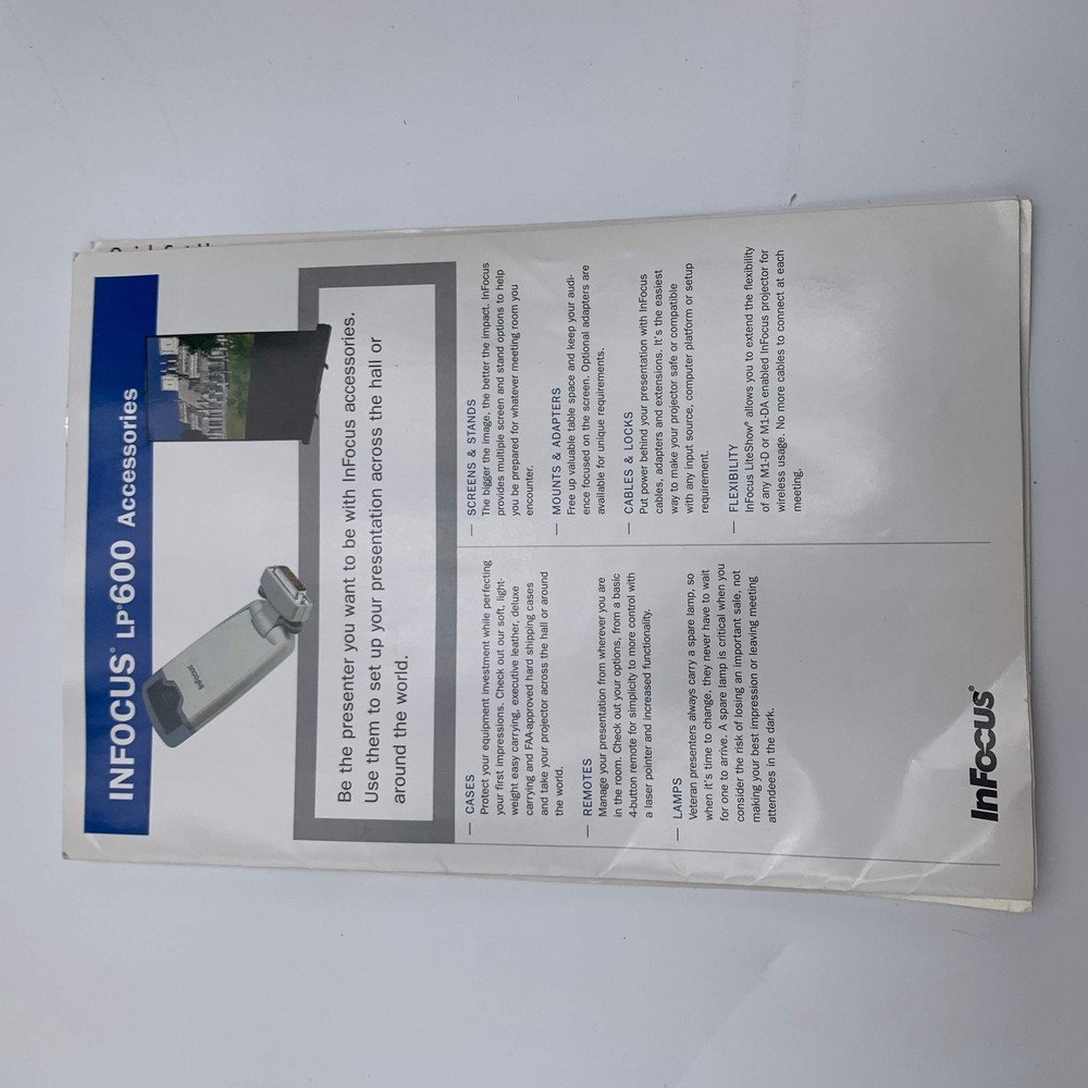 InFocus LP600 Projector Gray with Bag Clear Image Projection Used
