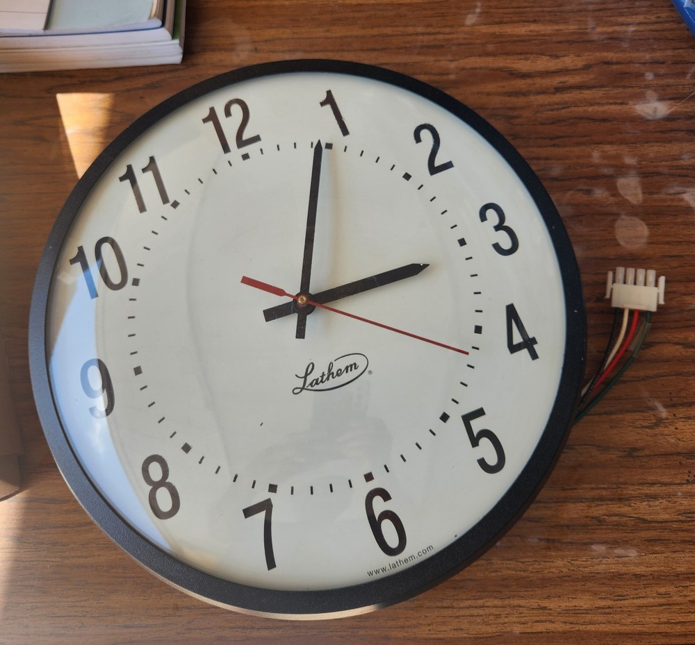 LATHAM 14"SCHOOL WALL CLOCK USED UNTESTED
