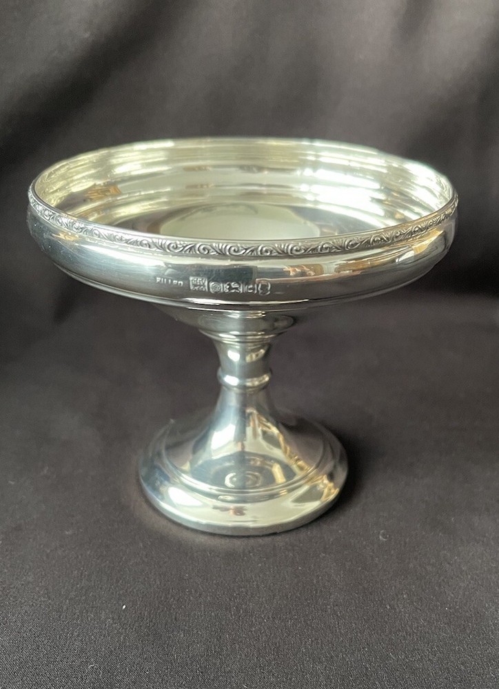 Antique Solid Silver Pedestal Bowl. Sheffield 1977.