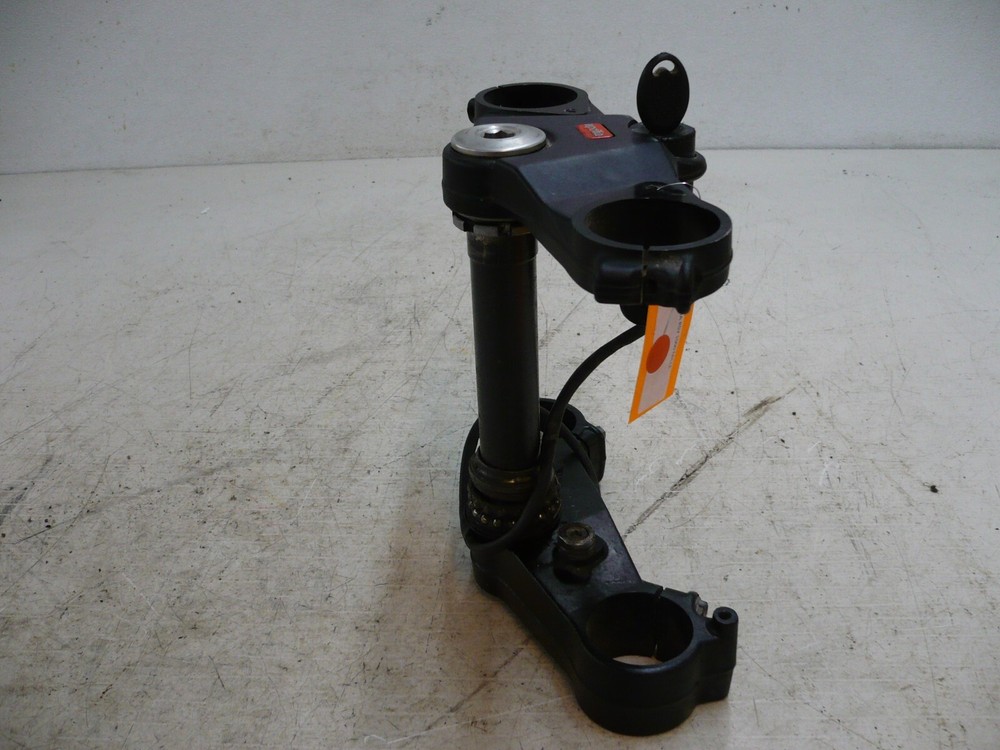 APRILLIA 2000 00 RSV 1000 MILLE UPPER LOWER TRIPLE TREE FORK CLAMP + IGN SWITCH