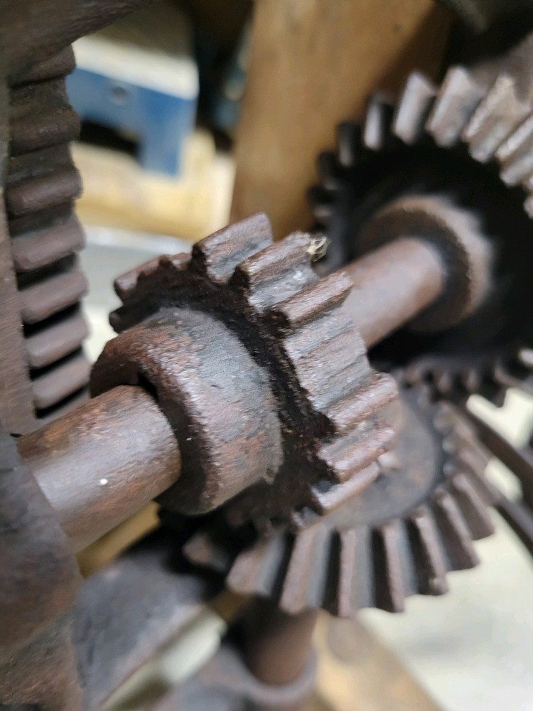 Antique Barn Beam Boring Machine Hand Drill Brace