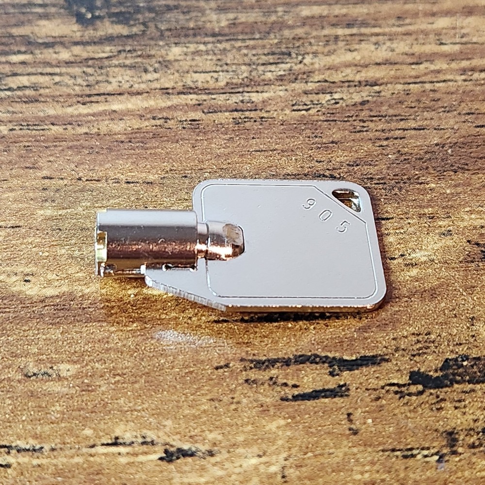 Thermaltake Level 10 GT Snow Edition Key Replacement Part