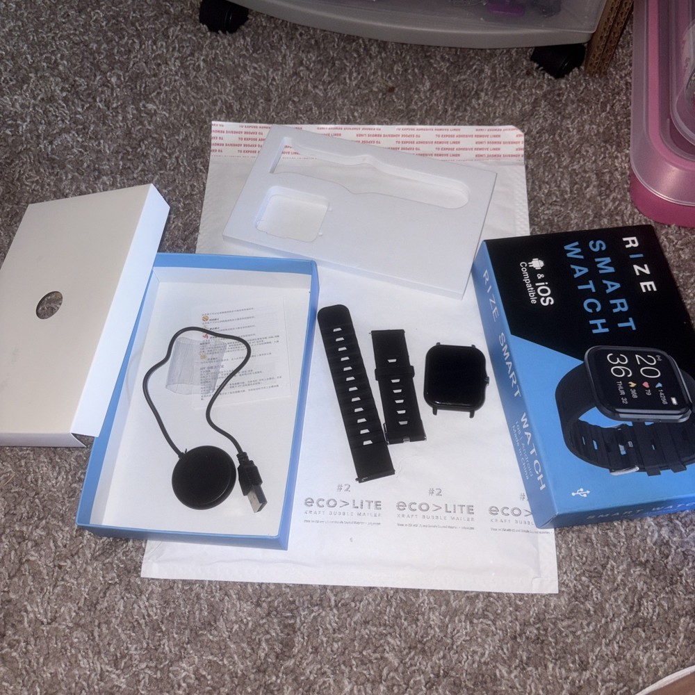 RIZE Android iOS Compatible SMART WATCH— New in Box