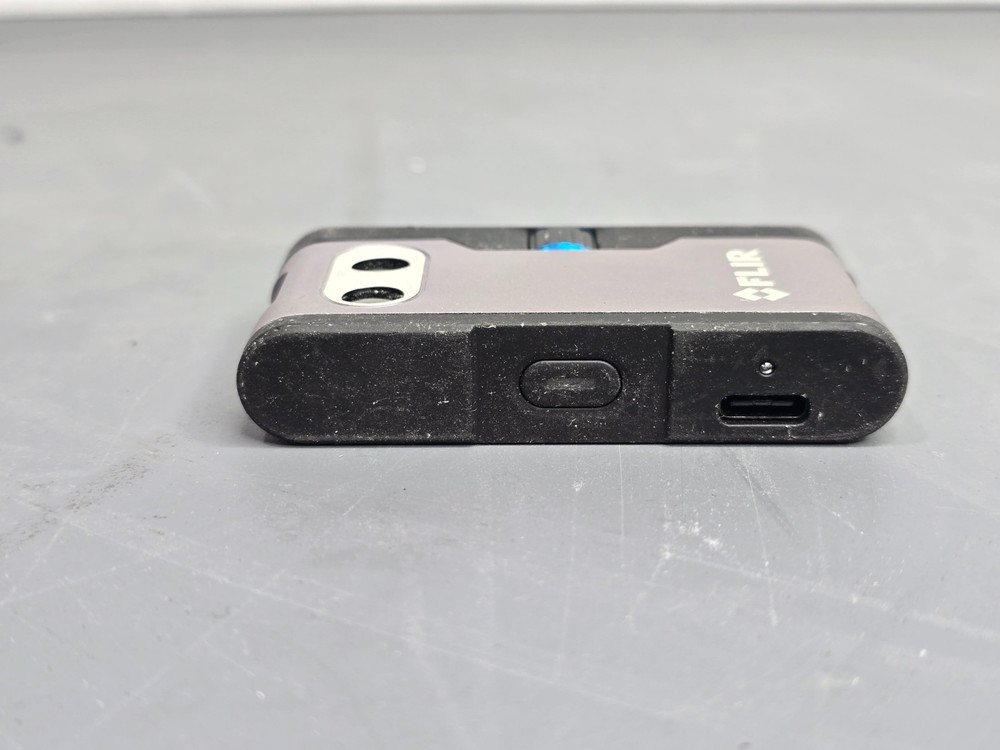 FLIR One Pro Thermal Imaging Camera for iPhone 435-0004-01