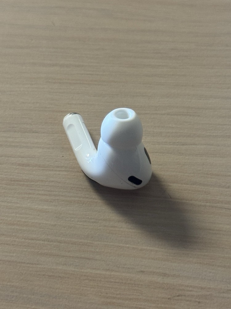 Apple AirPods Pro 2nd Generation USB-C Charging left Earbud Replacement - TESTED