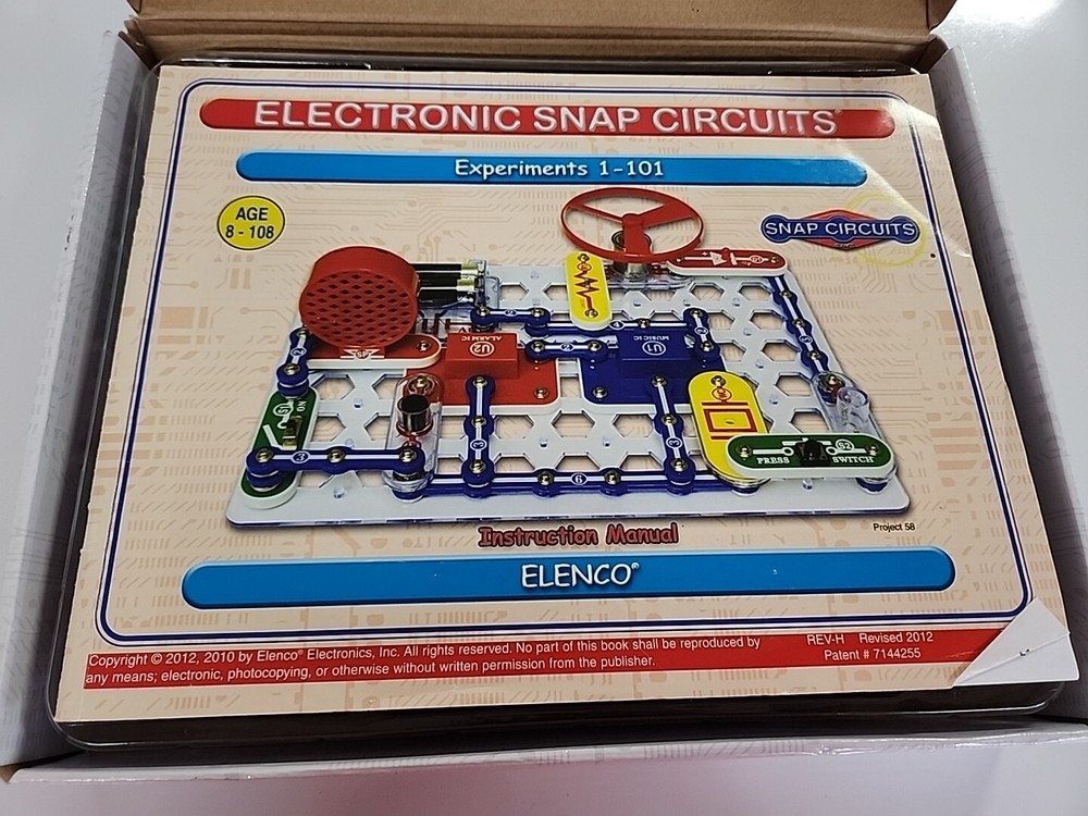 ELENCO Snap Circuits Jr. 100 Experiments Electronics Discovery Kit