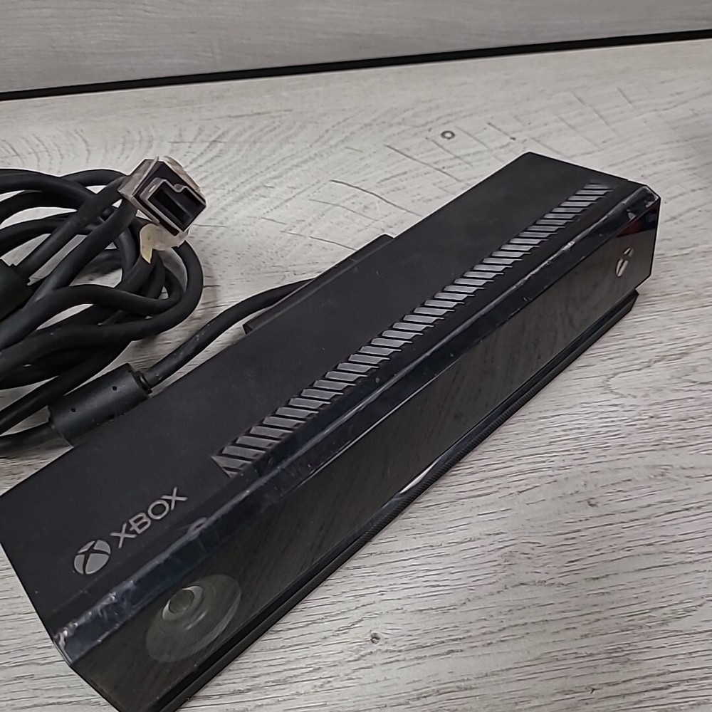 Microsoft Xbox One Kinect Wired Motion Sensor Black Model 1520 OEM
