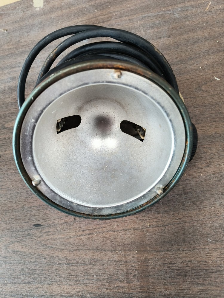 2 Colortran Lights & Attachments Untested