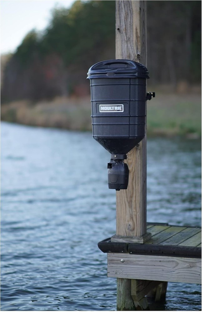 Moultrie Hanging Deer Feeder | Easy Set Timer