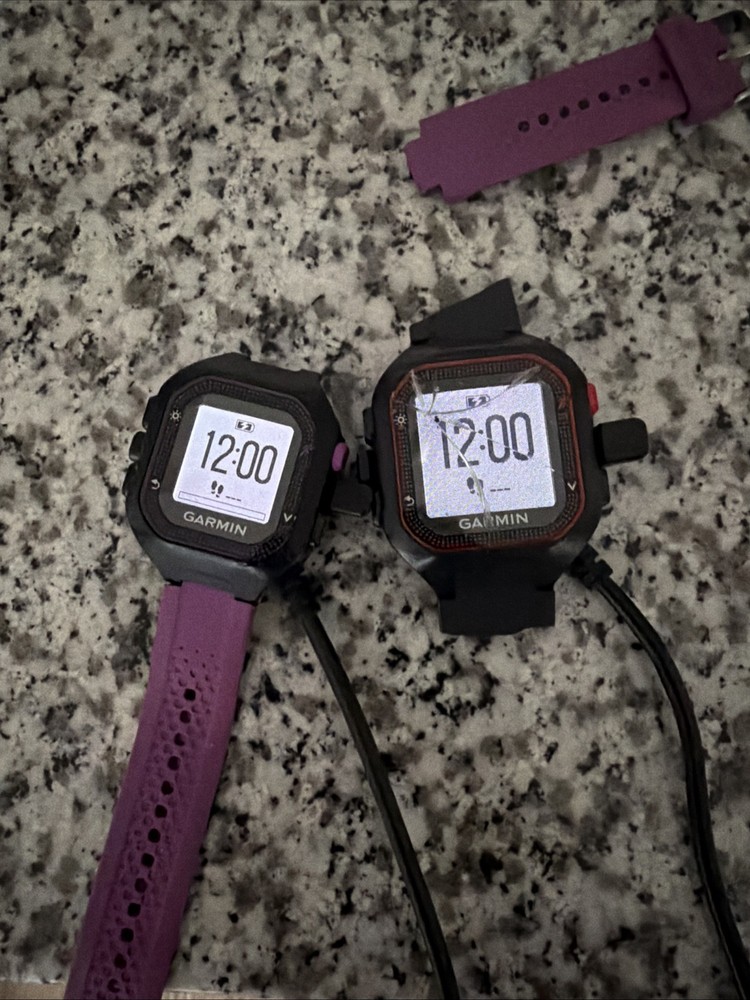 Garmin Forerunner 25 Bundle (2) – 1 Working, 1 For Parts (Cracked Screen)